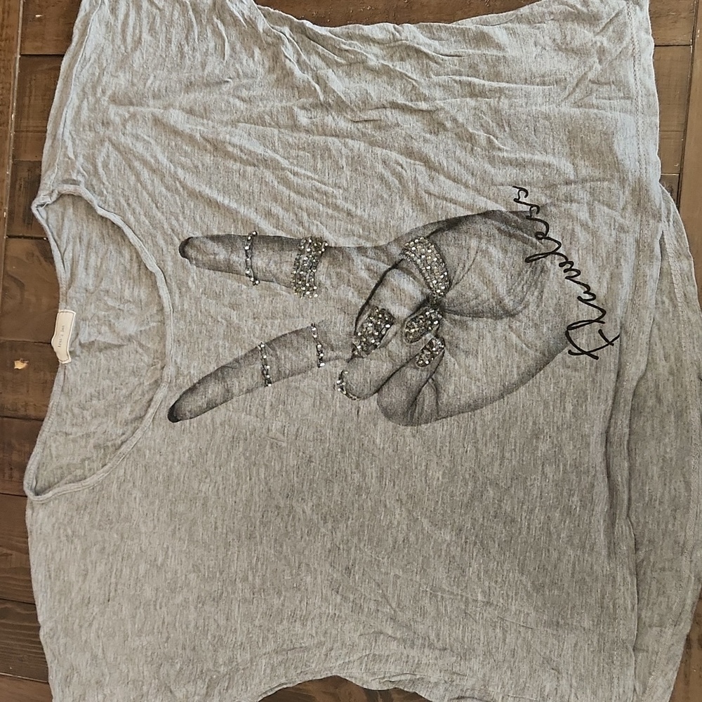 Aran's Den Gray Flawless Peace Sign Sparkle Over Sized Women's Tee Size…